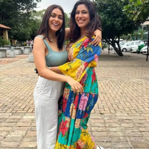 Mrunal Thakur Sister Mrunal Thakur Sister
