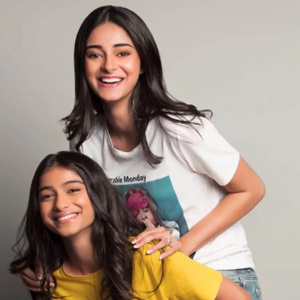 Samaira Kapoor And Ananya Pandey Photo